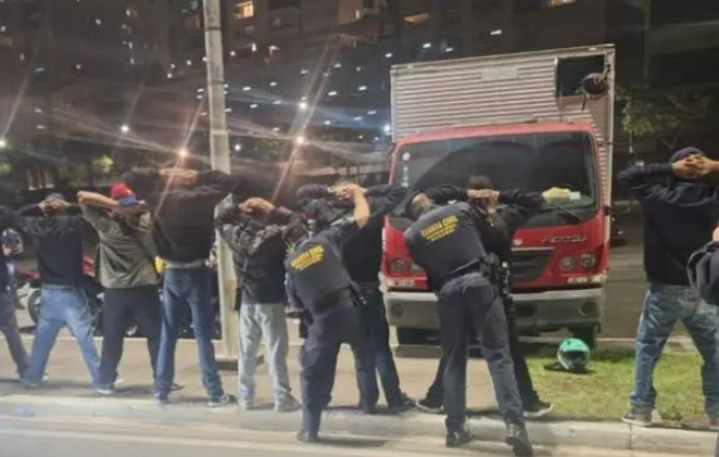 Operação da GCM de Barueri apreende 8 motocicletas e multa 14