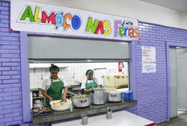 Escolas estaduais estarão abertas em janeiro para oferecer refeições aos estudantes