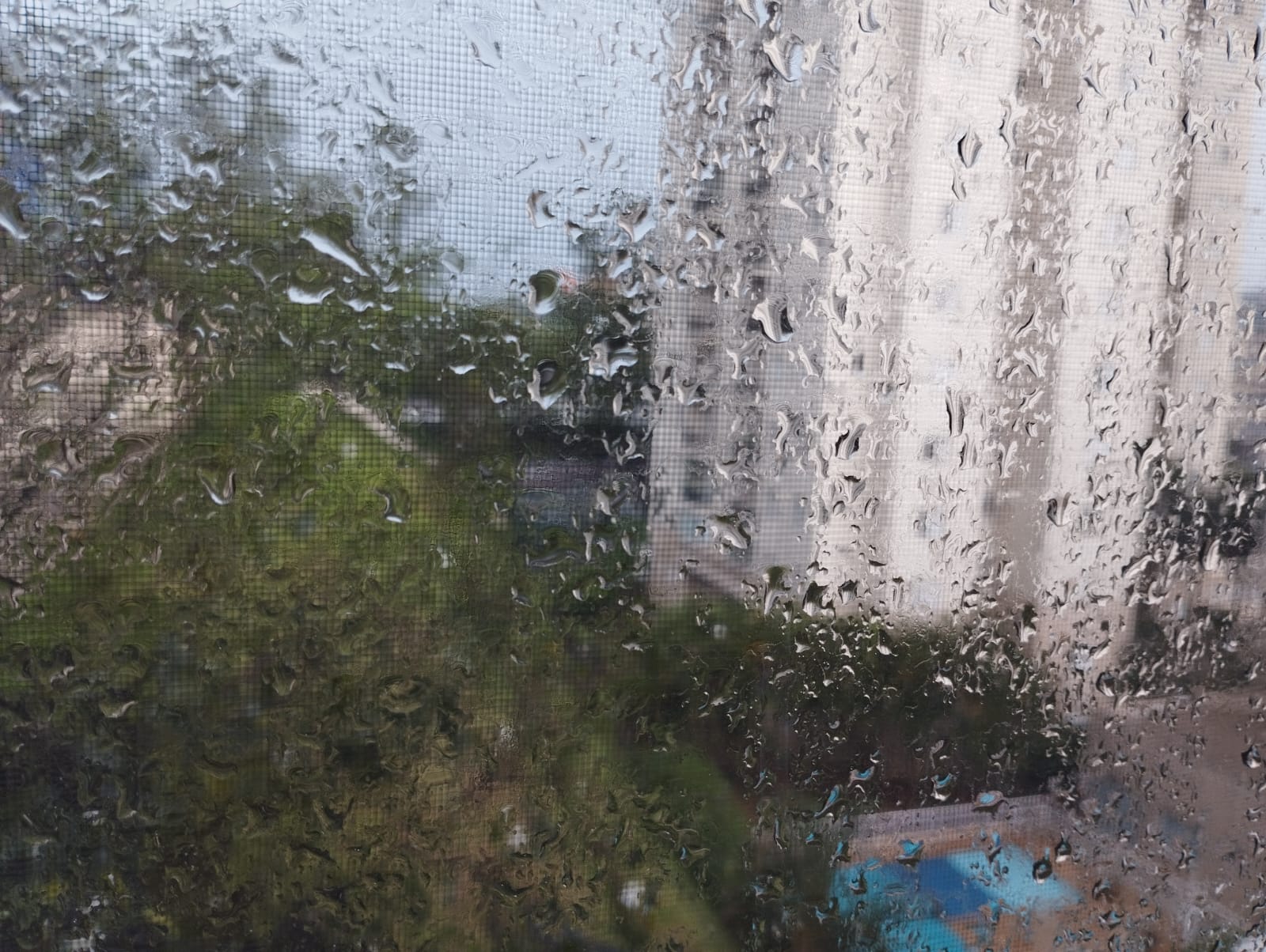 Semana começa com chuvas até quarta-feira em Barueri