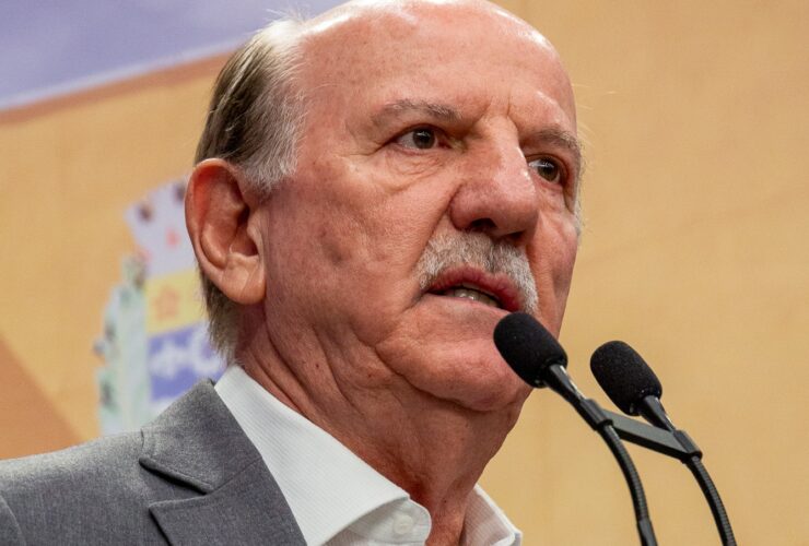 Prefeitura afirma que Beto Piteri continua no cargo até final de julgamento em Brasília