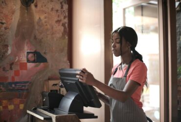 Barueri anuncia 50 novas vagas de emprego a partir desta terça (16)