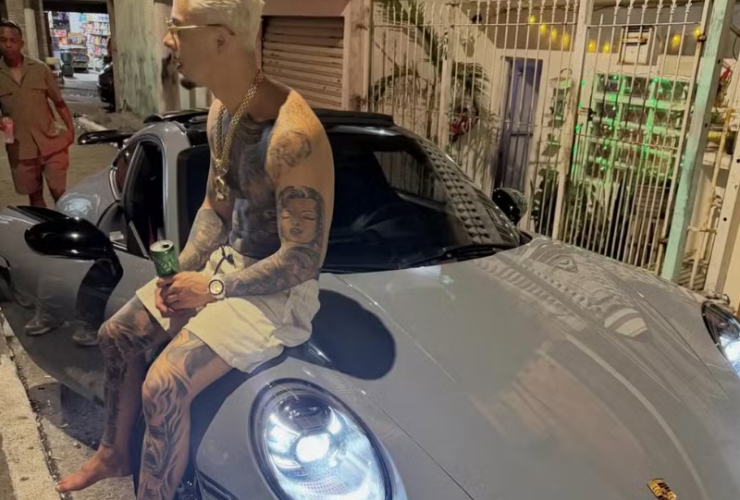 Porsche dirigido por MC Tuto em alta velocidade atropela jovem no centro de Barueri