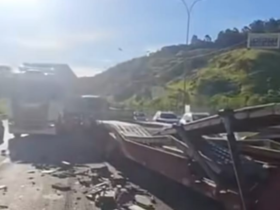 Choque de caminhões na Castelo, na altura do Belval, causa interrupção do trânsito