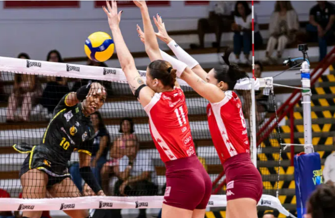 Barueri bate Renasce Sorocaba e volta para o G-8 da Superliga feminina