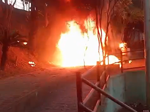 Incêndio criminoso destrói parte de área de lazer do Jardim Tupã