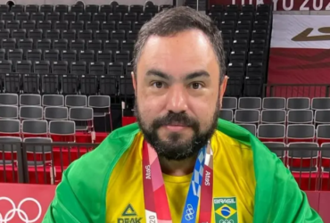 Fisioterapeuta do Barueri é afastado da seleção brasileira de vôlei por dívidas com atletas