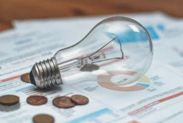 Conta de luz da Enel para residências sobe quase 10% a partir de sábado, 4/7