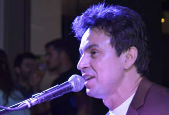 Allen Lima faz viagem no tempo por clássicos da música brasileira na Praça das Artes