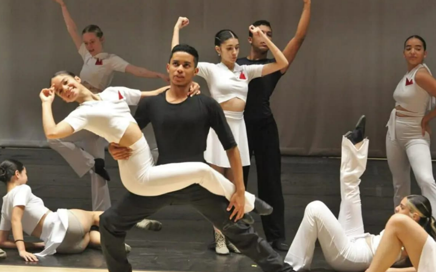 Núcleo de Dança de Barueri apresenta espetáculo Gala de Inverno em dois dias