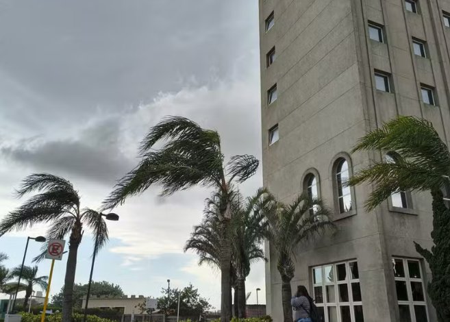 Defesa Civil reforça alerta para mudanças bruscas no clima da região no fim de semana