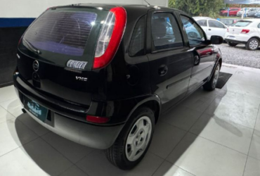 PM apreende automóvel circulando no Engenho Novo com placa de caminhão roubado