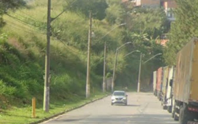 Radiopatrulha de Motocicletas da PM apreende foragido da Justiça no Jardim Belval