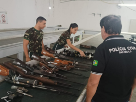 Arsenal de Guerra recebe autorização para destruição dezenas de armas usadas em crimes