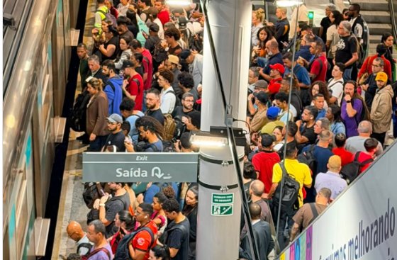 Descarrilamento na estação Júlio Prestes afeta toda a linha 8-Diamante da ViaMobilidade