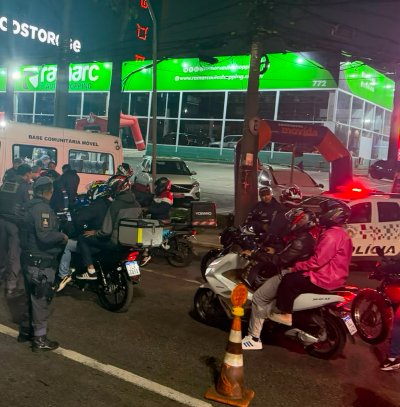 Ação de segurança coordenada pela PM apreendeu 13 veículos em Barueri na sexta-feira