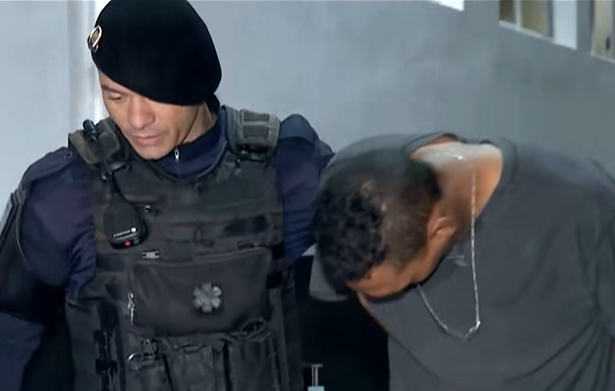 Homem ataca casal em situação de rua com faca e mata cachorro em Jandira