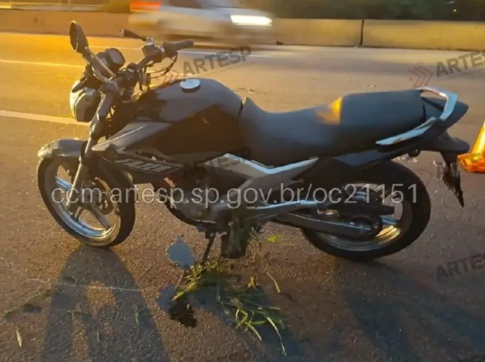 Motociclista morre ao cair proximo à praça de pedágio do Rodoanel na madrugada de segunda
