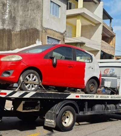 Prefeitura recolheu 126 automóveis abandonados nas ruas da cidade durante este ano