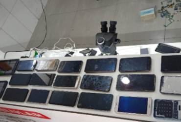 Polícia Militar apreende 20 celulares sem nota em assistência técnica de Barueri Polícia Militar apreende 20 celulares sem nota em assistência técnica de Barueri