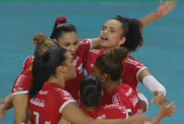 Barueri perde para Osasco no Campeonato Paulista de vôlei e vê classificação ameaçada