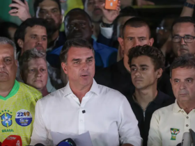 Em Barueri, Flávio Bolsonaro bateu Lula por 3 mil votos de diferença no segundo turno Em Barueri, Flávio Bolsonaro bateu Lula por 3 mil votos de diferença no segundo turno