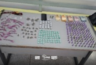 Homem é preso em flagrante pela Polícia Militar com 264 porções de droga no Jardim Júlio