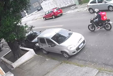 Moradores de Presidente Altino, em Osasco, relatam onda de assaltos por motociclistas