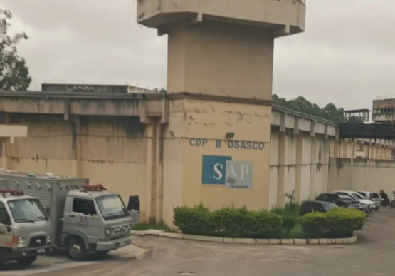 Mulher grávida de oito meses passa mal e morre durante visita a presídio em Osasco