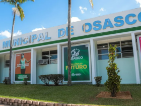 Decisão judicial manda prefeitura de Osasco desligar mais de 400 funcionários comissionados