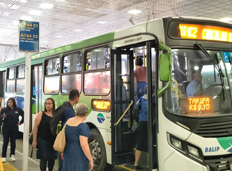 Ônibus municipal será gratuito no domingo, dia do segundo turno das eleições presidenciais